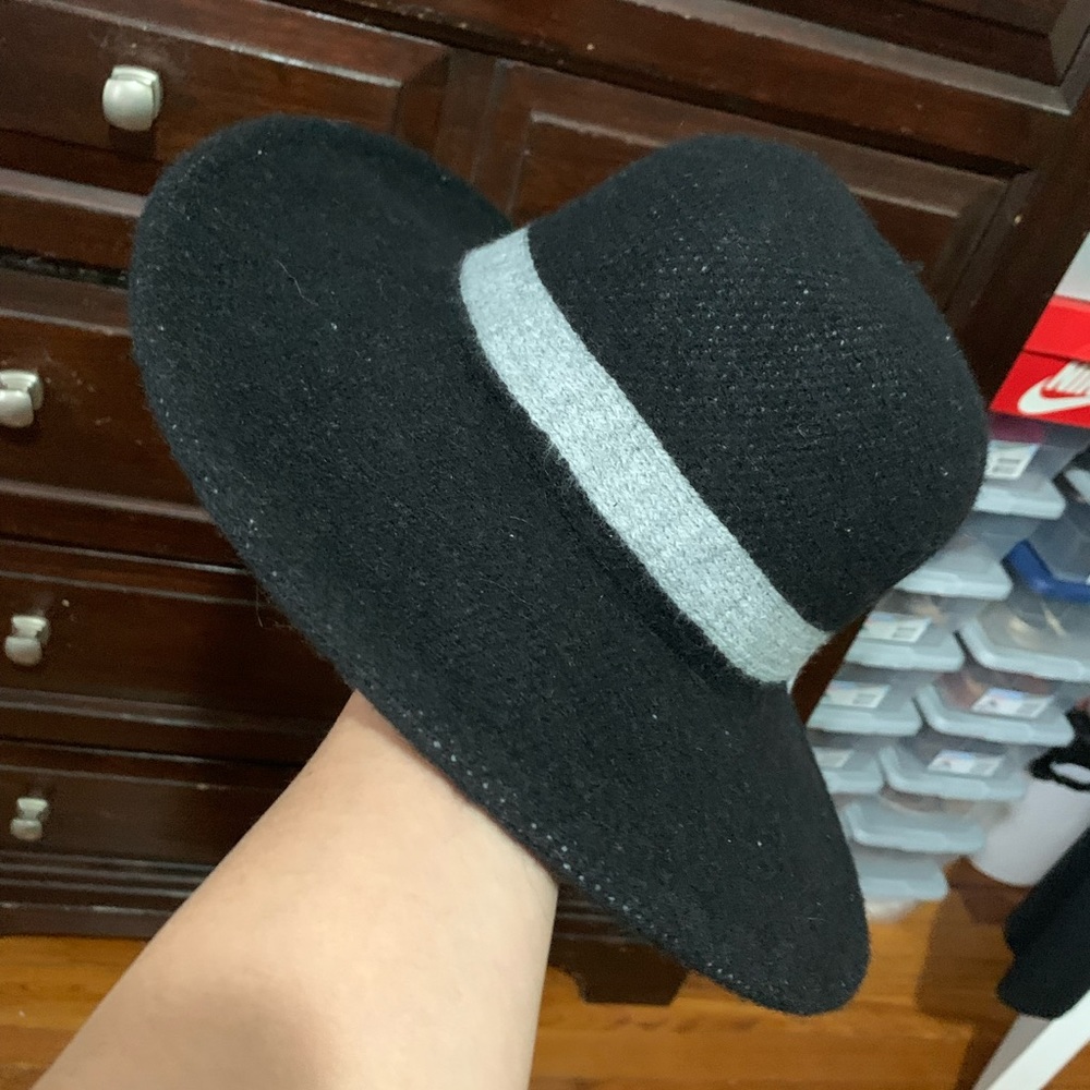 Fall winter hat - Picture 3 of 5
